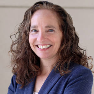 Headshot of Risa Goluboff