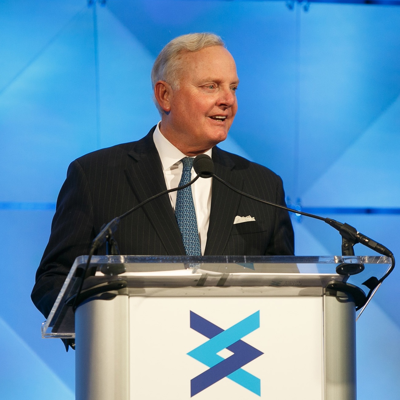 Judge Holmes at podium, 2018