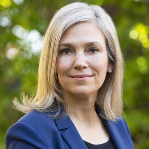 Headshot of Angela Hilt