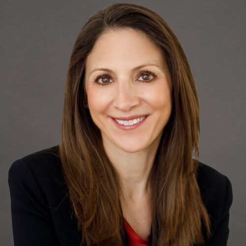 Headshot of Jennifer Scott