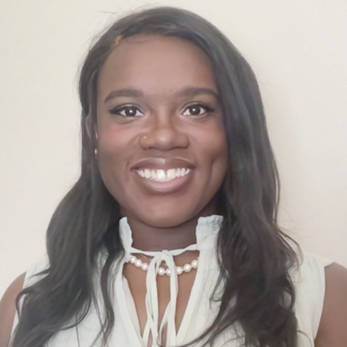 Headshot of Alexia Roberts