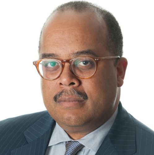 Headshot of Lawrence Parks